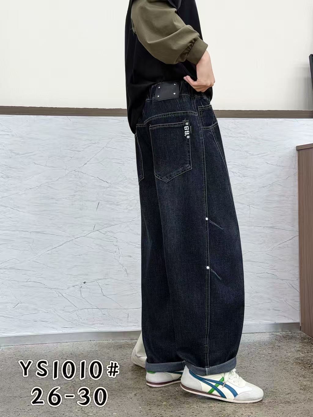 YS1010 男童宽松牛仔裤